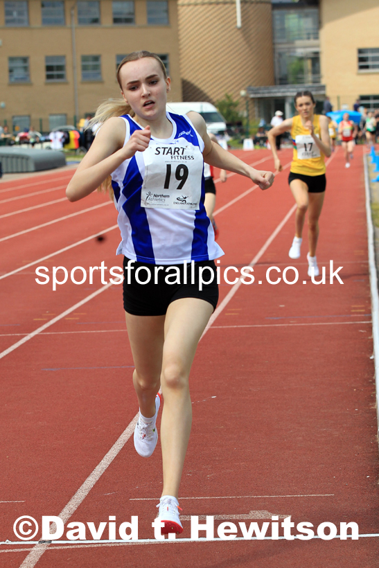 Womens Under-17s 800 metres, 2022 Northern Inter Counties U17s and U15s Track and Field, York, Thursday, June 2nd. Photo: David T. Hewitson/Sports for All Pics